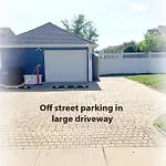 Stylish House One Block To Beach With Linens And Parking