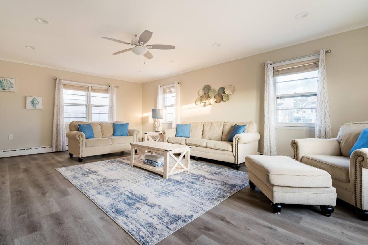 Spacious Ready For Family Memories!