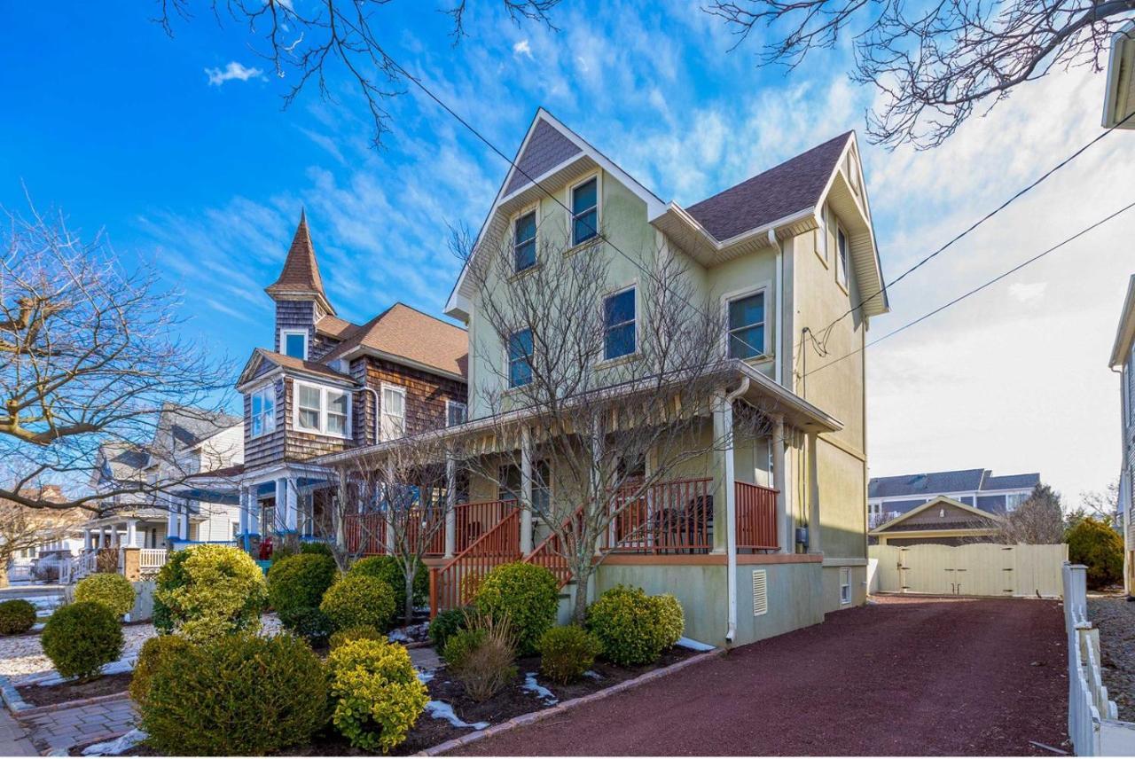 Beautiful Spacious Home, Private Deck & Grill, With Badges * Point Pleasant Beach