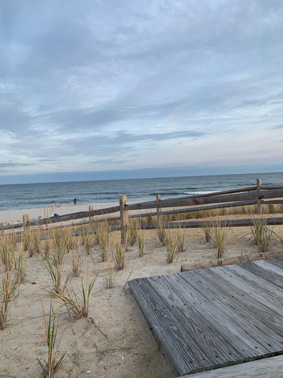 Gorgeous House With Large Pool & Private Beach, Just 3 Blocks Away!! Holiday home Point Pleasant Beach