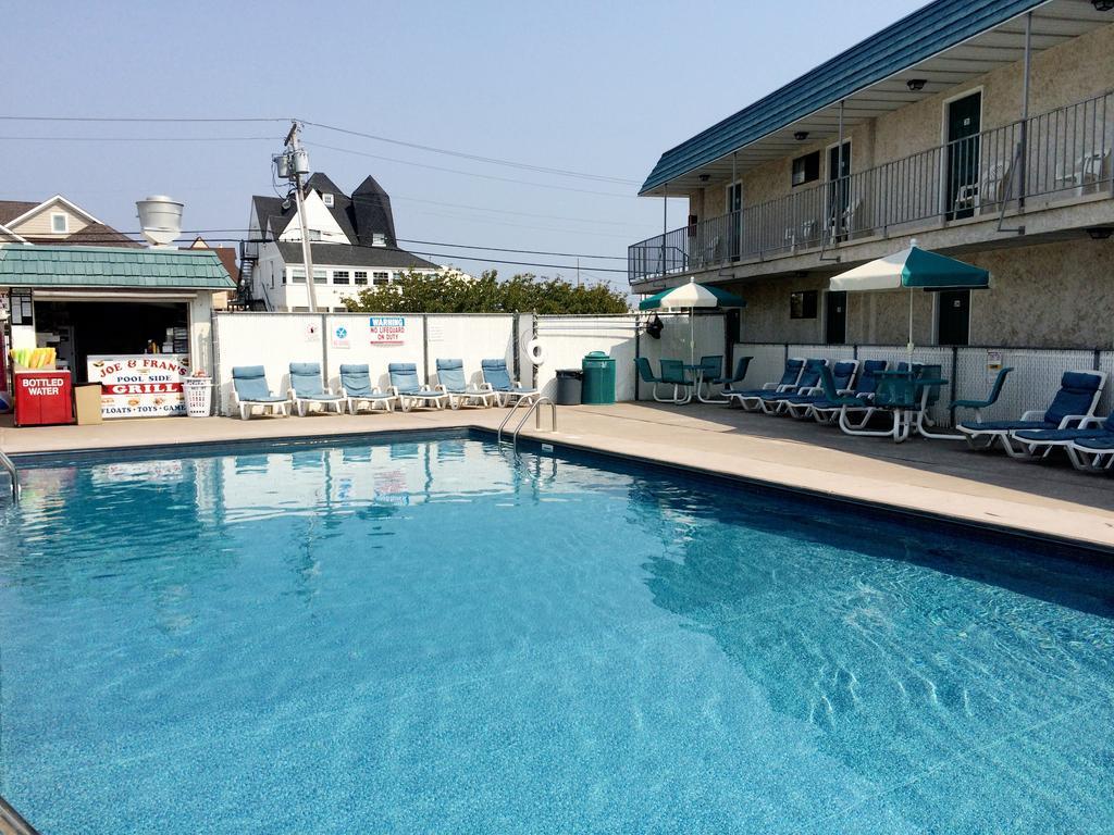 Pebble Motor Motel