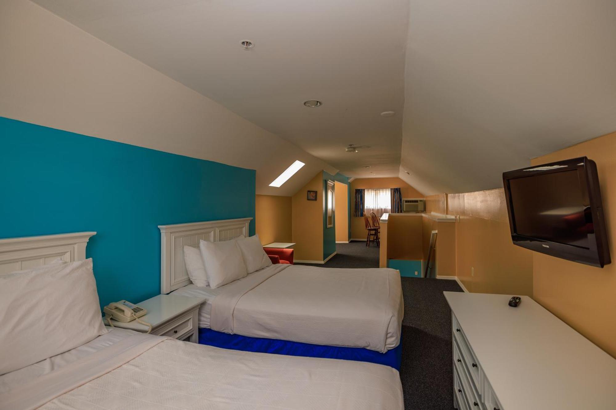 Hotel The White Sands And 3*