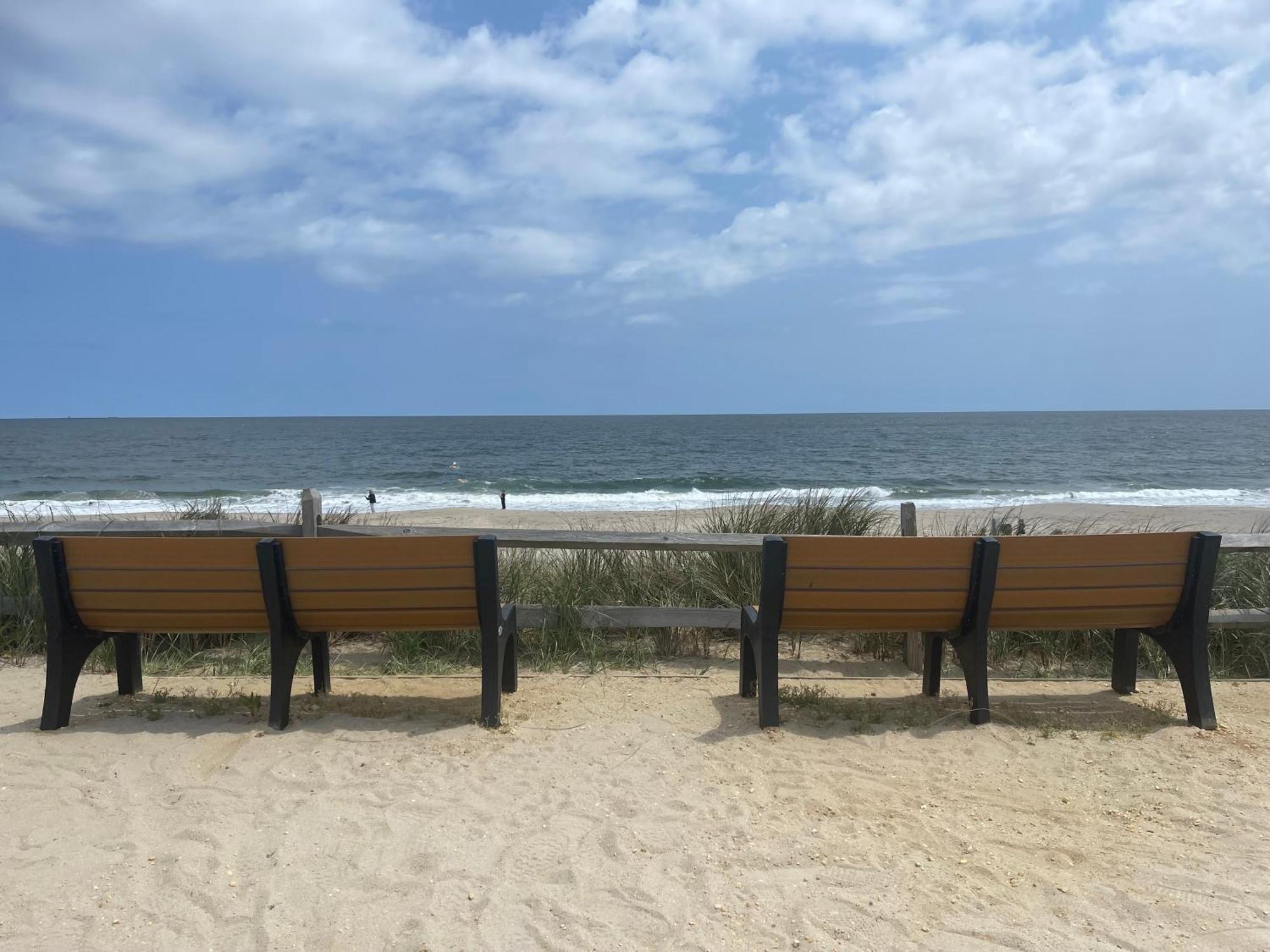 The White Sands And 3* Point Pleasant Beach