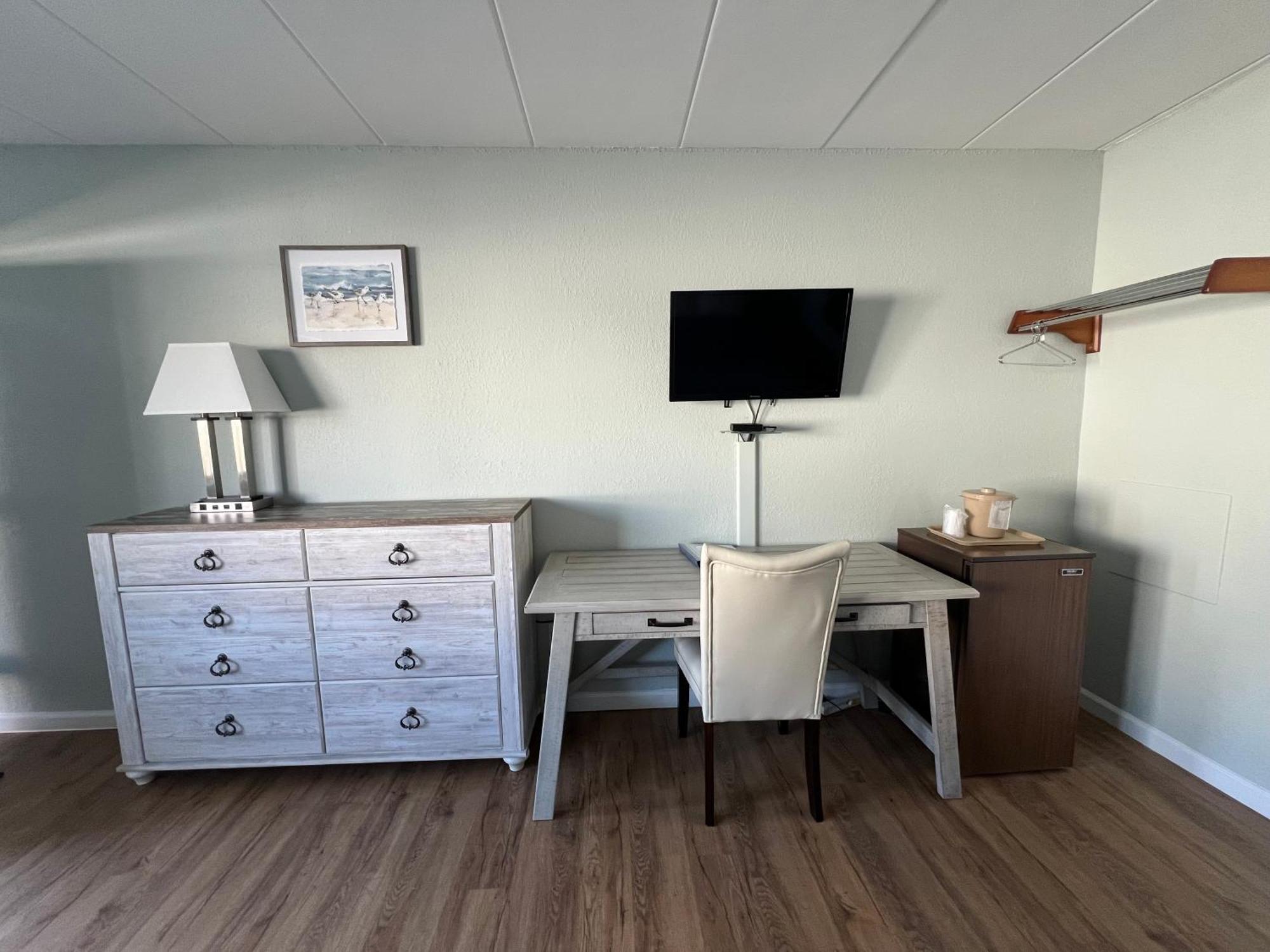 Pebble Motor Motel
